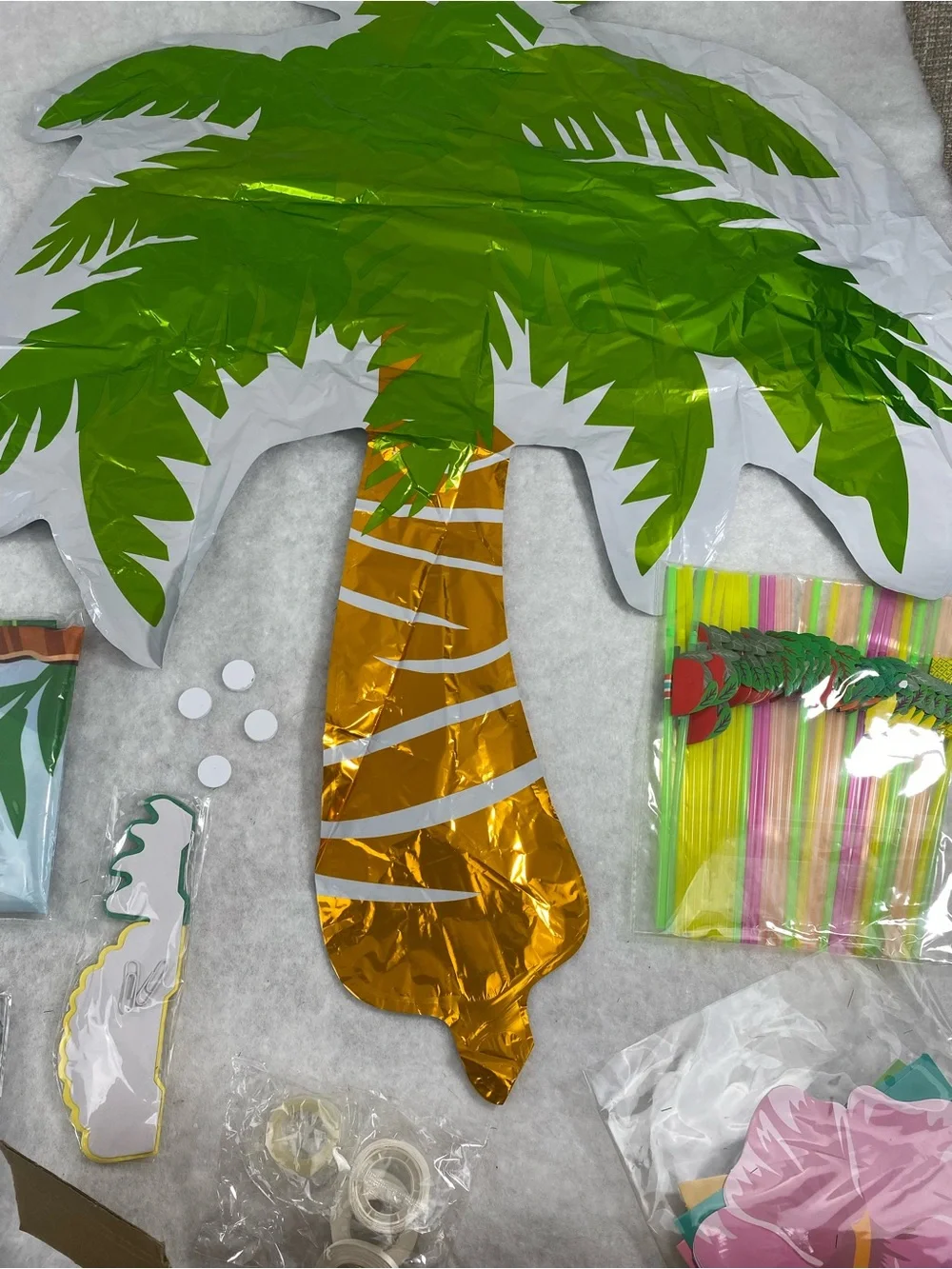 Tropical Aloha Birthday Party Decorations - Multicolor